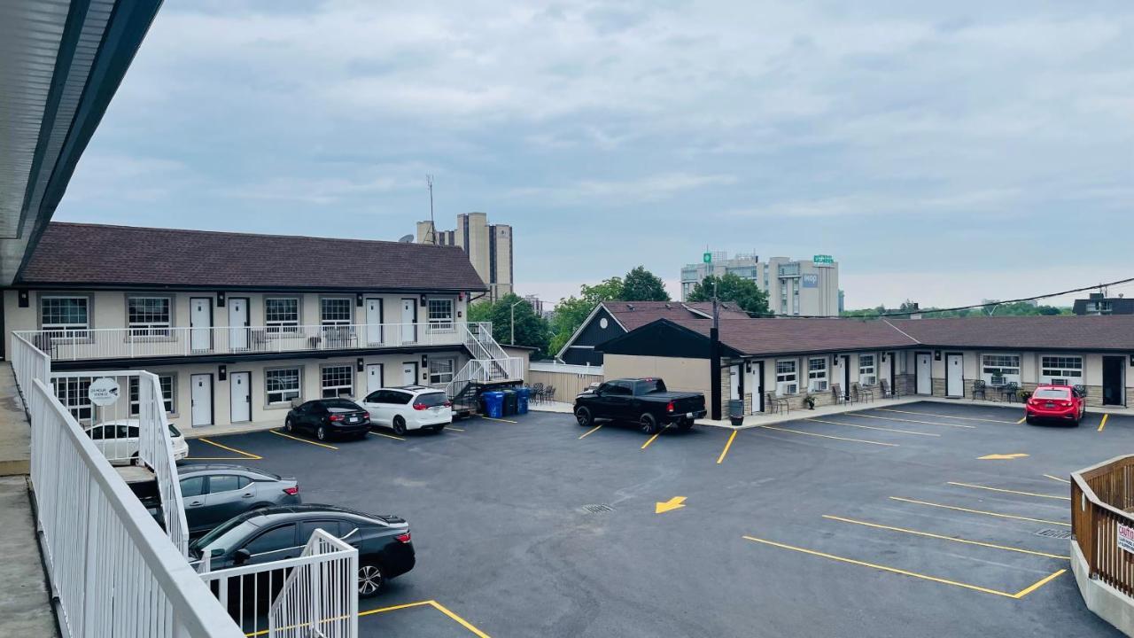 Falls Lodge By The Falls Niagara Falls Eksteriør billede